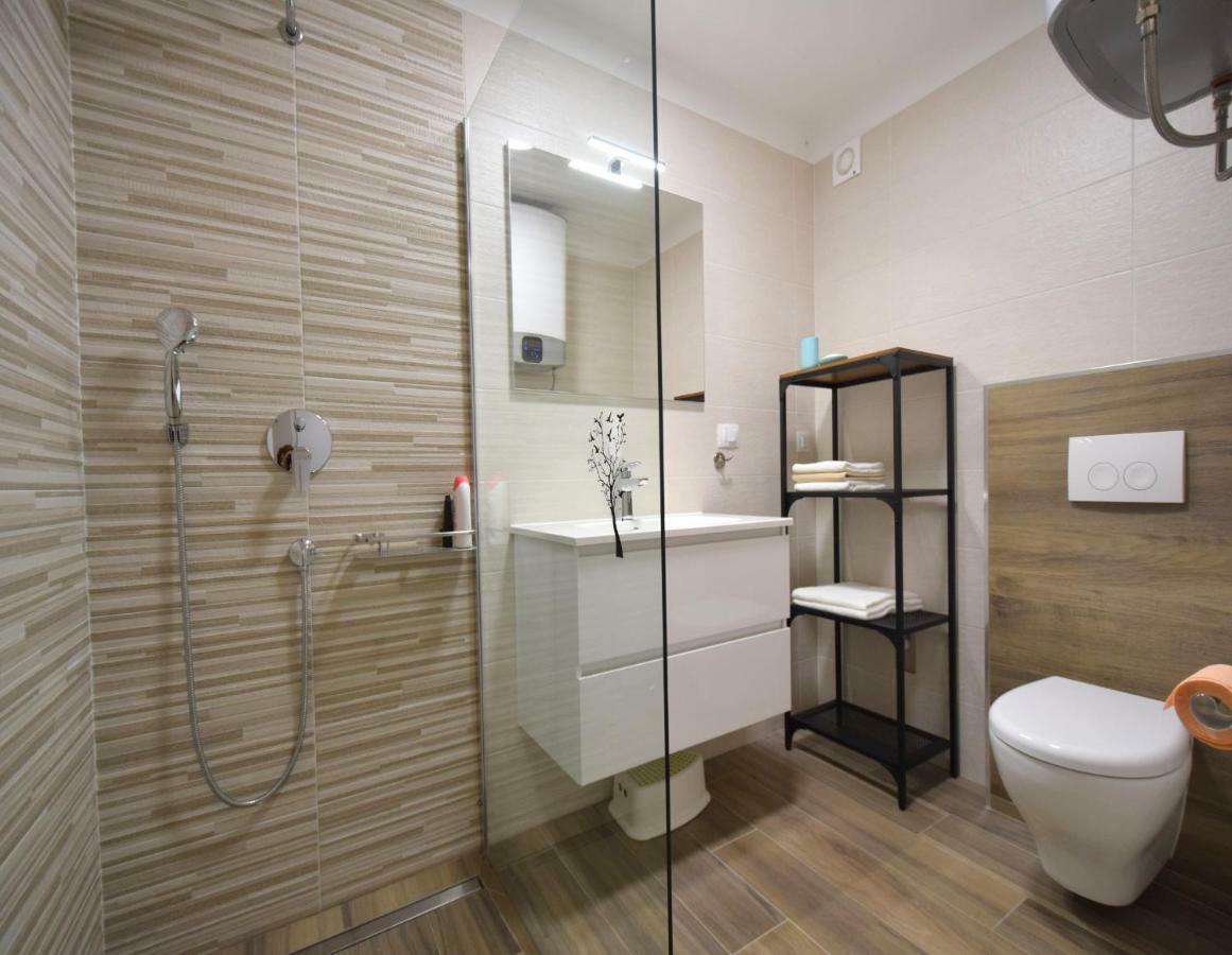 Apartments Medna Čižići Exterior foto