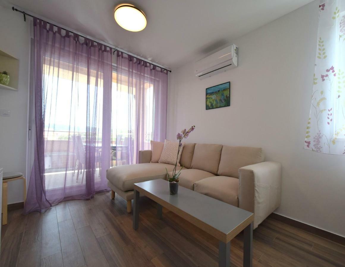 Apartments Medna Čižići Exterior foto